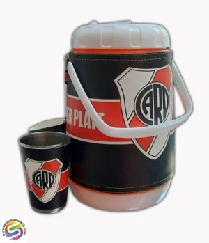 Set de terere de 2 litros diseño de River Plate